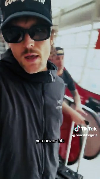 what would you do if you saw this happening on the escalator? - “HOLD MY BREATH” with @Said The Sky out thursday at midnight. @HotTalk @Johnny @the night game @gregblg