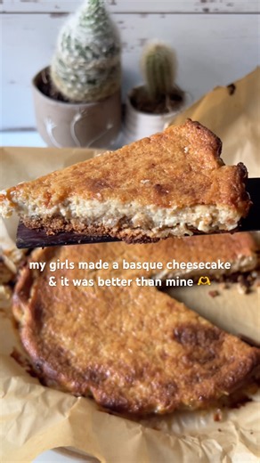 Healthy Basque Cheesecake (gluten-free & naturally sweetened) #healthydessert