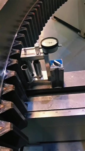 Slewing Bearing Solutions for Wind Power and Heavy Machinery