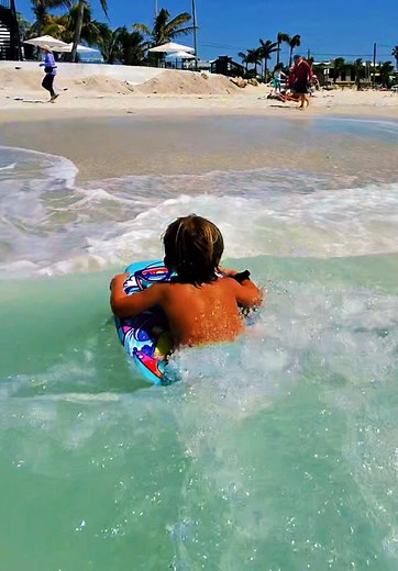 Boogie Boarding Fun with Brooklyn and Bryson