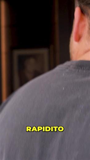 ¡Mister, tengo un comprador para el iPhone 12 Pro Max! Diamante 2019, tarjeta vieja, completo. Tiene detalles de uso pero el cristal está intacto. ¡Corre perfecto! #iPhone12ProMax #VentasTikTok #Tech #Reventa #Oferta