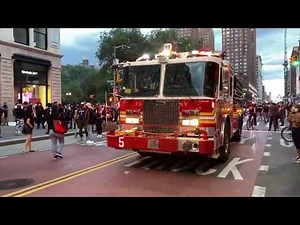 FDNY ENGINE 5 RESPONDING ON 14TH STREET IN THE VILLAGE AREA OF MANHATTAN IN NEW YORK CITY.