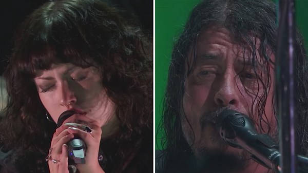 Dave Grohl's daughter Violet performs All Apologies at the LA FireAid Benefit Concert