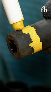 36K views · 106 reactions | Struggling to see socket sizes? A simple paint pen can make them pop for quick and easy identification. #garagehack #toolorganization #diyhack #mechaniclife #paintpenhack #handyhint #familyhandyman | Family Handyman | Facebook