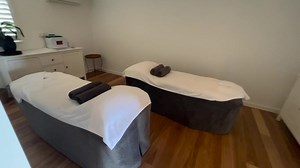 ❤️ Join us on a walkthrough of the newly-renovated spa at Chimes Spa Retreat. The perfect way to spend the day in Denmark WA. CALL to book and GET 5% off your first spa treatment if you mention THIS VIDEO. ❤️ | DenmarkWesternAustralia.com