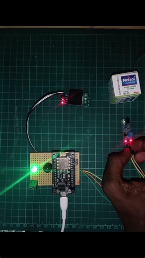 using it sensor control a relay model using ESP8266 #esp8266 #relaymodule #irsensor