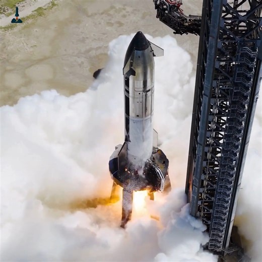 Starship Flight 11 Launch: Starship Moves to Launch Pad #SpaceX #starship #Ship38 #Starshiplaunch #Flight11 #fblifestyle | Rocketry