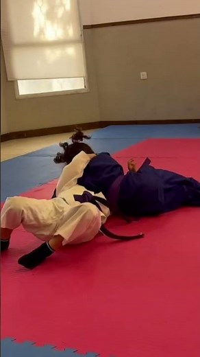 Strong little Judo girl VS cute boy - Judo fight