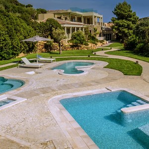 Seeing our hotels 🤝 wanting to get away this summer. | Hilton