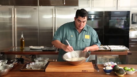 How to Make Tortillas from Scratch