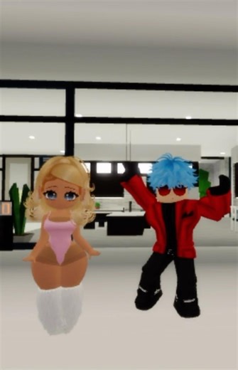 Baby Blue dance with friend cute Lily now love👙🍑🤍🩷