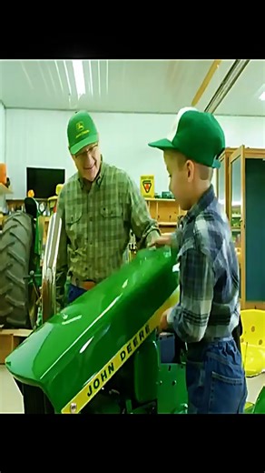 36K views · 620 reactions | Dave comes to visit Jackson and get a shop tour #jacksonfarme #tractor #johndeere #roadtrip #farming | JustAjacksonthing | Facebook