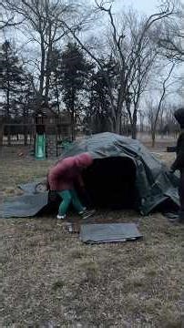 This could be epic! Fingers crossed for a solid layer of packing snow in Kansas #diyigloo
