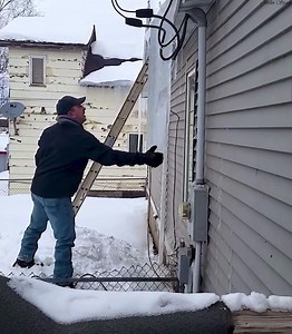 1.1M views · 16K reactions | کینیڈا، امریکہ میں موسم سرما-مزید ویڈیوز دیکھنے اور نیوز اپ ڈیٹ کے لیے ہمارا یوٹیوب چینل سبسکرائب کریں شکریہ- https://m.youtube.com/results?sp=mAEA&search_query=mm5+tv | MM5 TV | Facebook