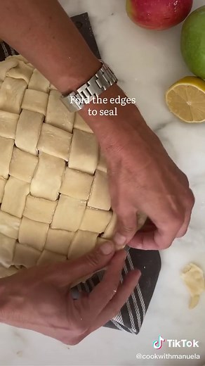 Homemade Apple Pie Recipe: Step-by-Step Guide