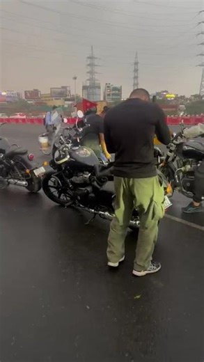 RE Super Meteor Exhaust Sound #fyp #royalenfield #supermeteor650 🔥🏍