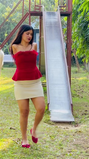 Inspirational Story of Armless Girl Maya