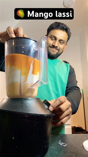 Mango lassi ‪@GbcKiranpaul‬ #ytshorts #trending #mangolassi #foodvlog #rajprakashpaul #telugu #juice