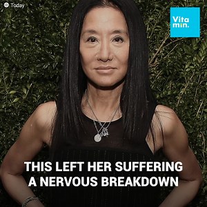 The famous fashion designer, Vera Wang, has shocked both friends and strangers with her incredible and inexplicable appearance. Vera has just turned 73 but in her pictures, she looks 30 or 40 years old. She has no wrinkles or blemishes, her abdomen is flat and toned and her arms, legs, and hands look nothing like those of an elderly woman. She has the secret of eternal youth. | Vitamin