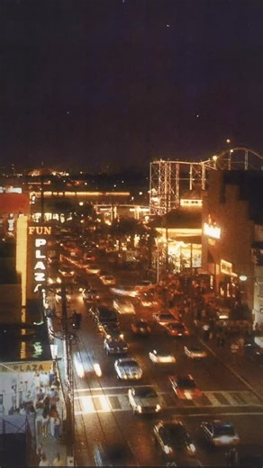 THE BOWERY ® on Instagram: "Vintage vibes, modern nights. Myrtle Beach nightlife: still wild, still unforgettable. #countrybar #myrtlebeachlocals #myrtlebeach #alabama #livemusic #1970style"