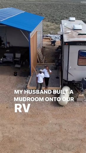 80K views · 3.8K reactions | This is worth sharing again  Thinking about going offgrid? Don’t just dream it—plan it the smart way.The Offgrid Planning Workbook is the ultimate step-by-step resource to help you avoid costly mistakes, map out your systems, and transition into your new life with confidence. ✨ Comment “BOOK” to get started today. | Offgrid Homestead Fam | Facebook