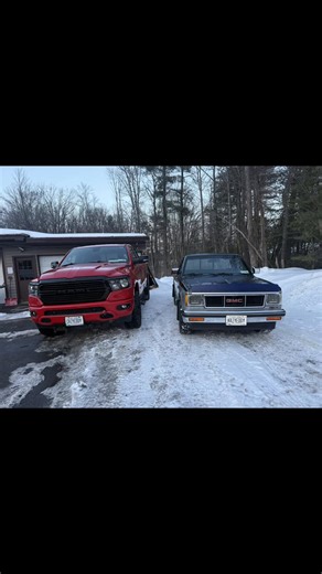 #duo #truck 's have #crazy Eddie #license #plates