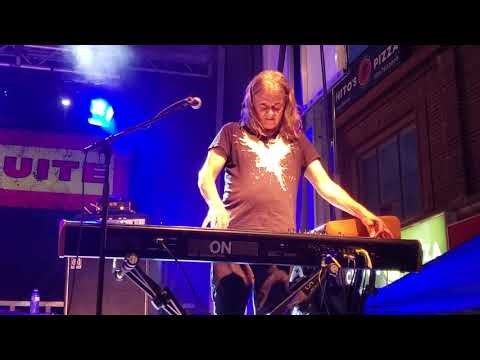 Honeymoon Suite- Wave Babies. ( Live in Toronto June 21, 2025)