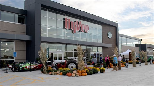 Hy-Vee supermarket 'in the works' for Bartlett