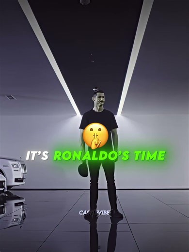 IShowSpeed in a Toy Car vs Ronaldo in a Bugatti 😱