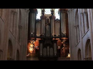 Luca Massaglia plays "Trivium" by Arvo Pärt