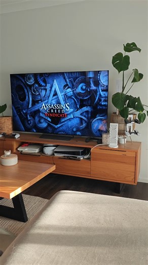 What I'm currently playing - Assassin's Creed Syndicate 🙌🏻 I started this game back in 2015 and for some reason fell off, let's be real, I was probably playing MW2 still 😅 But here I go again and I'm loving it! #assassinscreed #assassinscreedsyndicate #gamer #videogames #setup | The Scarlette Gamer