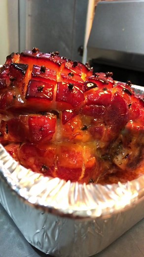 Easy Brown Sugar Glazed Ham Recipe
