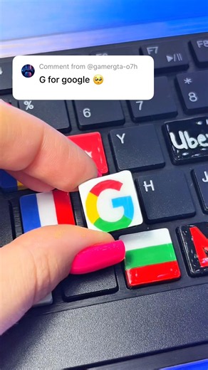 Drawing G for Google Logo! Then Drawing on my keyboard! ‪@Google‬ e #logodrawing #keyboard #diy