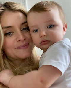 yummy happy Sunday baby giggles | Daphne Oz
