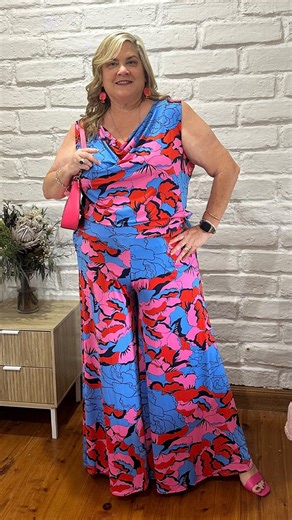 L+F | Women’s Fashion Australia on Instagram: "Can Can, styled two ways.✨ Janelle (Size 22) shows how this summer favourite works for a pink-themed birthday celebration and a relaxed everyday look.⁠ ⁠ Same print, two moods — beautifully worn. ⁠ ⁠ Send this to a friend who would love this print 💕"