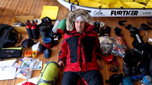 American sets out on record-breaking solo crossing of Antarctica