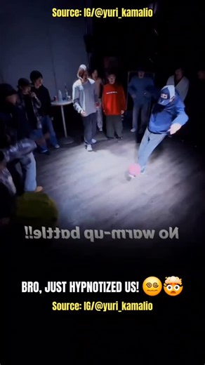 B90FOOTBALL | 😮‍💨 Juggling in football is the art of keeping the ball in the air using feet, thighs, or head. It developed as a training method to... | Instagram