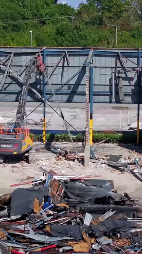 Collins Demolition finishing off above ground demolition works on a former industrial complex with a Volvo EC700 starting to break up the concrete floor slab. #collinsdemolition #collinsearthworks #demolition #construction #engineering #heavyequipment #volvoce | Collins Earthworks Ltd