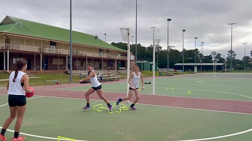 TRAINING TRYOUT 📝 Circle footwork Set up hurdles activities in the circle to improve footwork speed and coordination in the circle ✅ The person at the front leads the pattern. Progression 💭 Increase the hurdle reps before leading out More actives like this on our coach education app 📲 http://netspirit.com.au/app-info/ This activity develops 💁🏼‍♀️ ♨️Co ordination ♨️Timing ♨️Split lead / back person leads off front person ♨️Footwork | Elevate netball