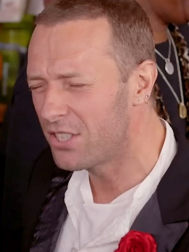 Coldplay - Viva La Vida | NPR Music Tiny Desk Concert | Completo HD . . . #Coldplay #ColdplayConcert #ChrisMartin #VivaLaVida