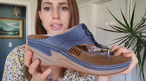 Watch Flips Flops for Womens Comfortable Sandals Shoes on Amazon Live