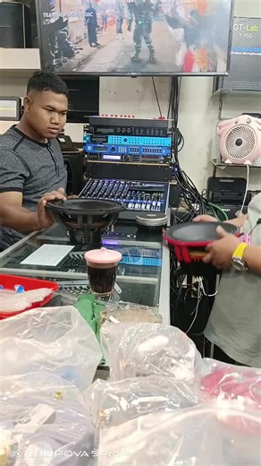 #soundhoreg #soundmalang #soundlamongan #horegjawatimur #soundkarnaval #soundkarnaval #soundmalangselatan #soundjombang #soundblitar #rdwprofesional #fypシ #sound #soundviral