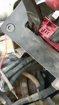 2007 Kenworth T800 fuse box removal