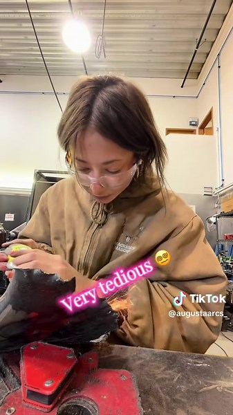 Creating Ginkgo Leaves from Steel: A Step-by-Step Guide