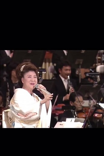 川中美幸と豊後水道の演歌ライブ