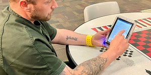 Gwinnett jail rolls out new inmate computer tablets to reduce recidivism