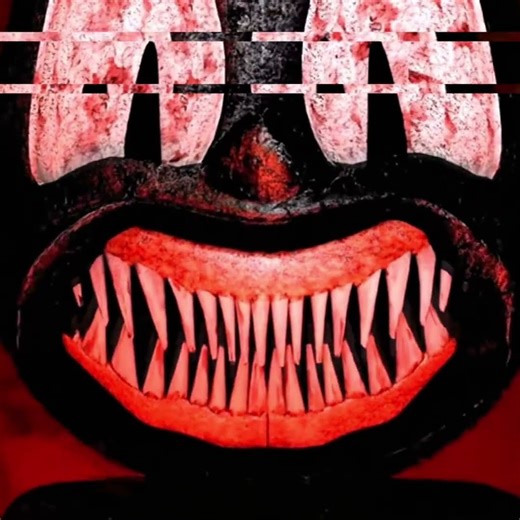 Siren Head and Cartoon Cat