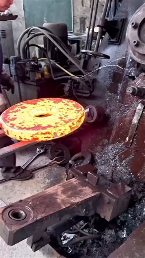 We are your experts in custom forging.