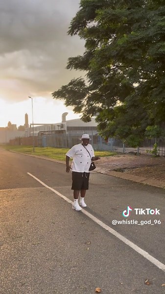 We live We learn We Grow #SAMA28 #fypp #tiktokbotswana🇧🇼tiktoksouthafrica🇿🇦 #whistlegod #trendingvideo #explore #exposed @MrJazziQ @Scotts maphuma @AMAPIANO TO THE WORLD🌍🕺🏾💃 @LawdPorry