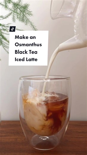 How to Make an Osmanthus Black Tea Latte at Home